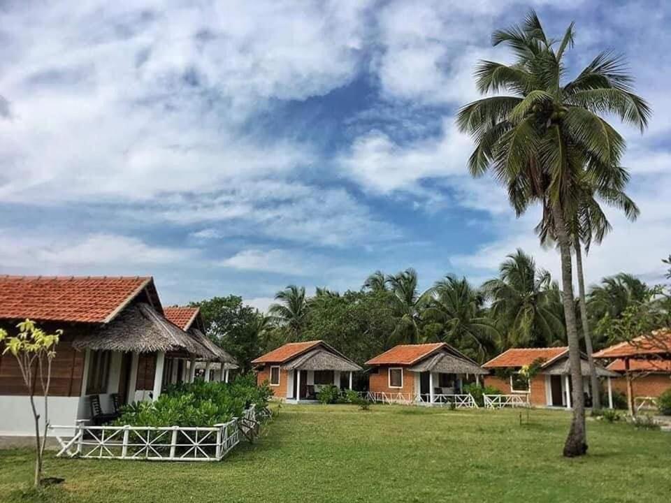 Windy Beach Cabanas Kalpitiya Ngoại thất bức ảnh